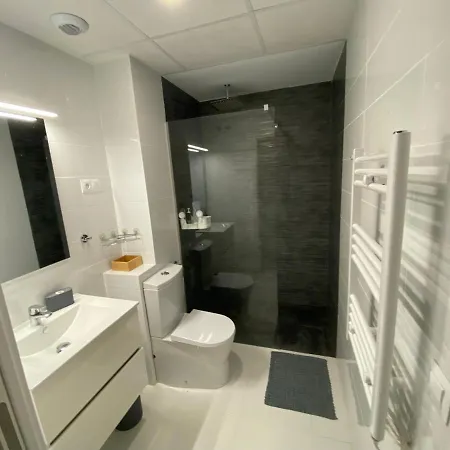 2 Sea View & Ifach Apartamento