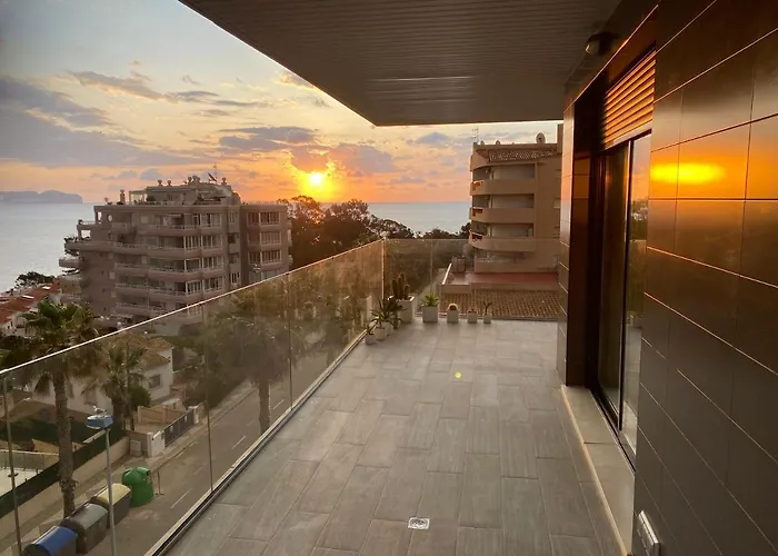 2 Sea View & Ifach Apartamento *