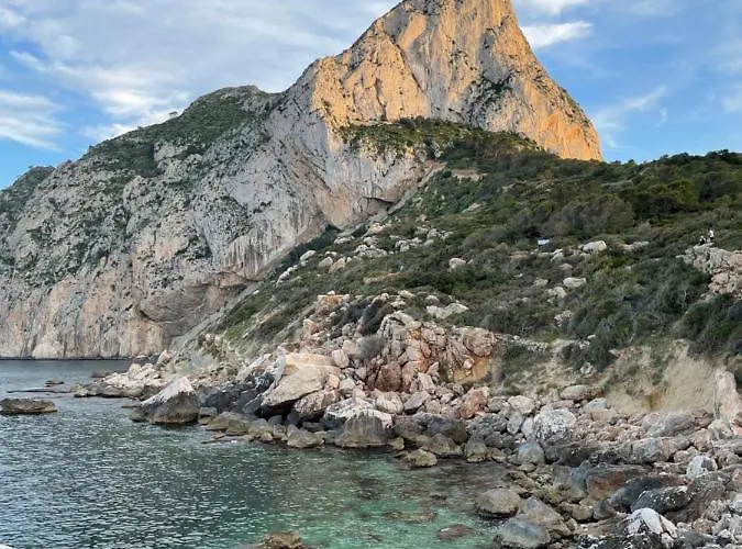 2 Sea View & Ifach Apartamento